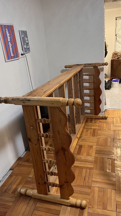 Продам Деревянную кровать