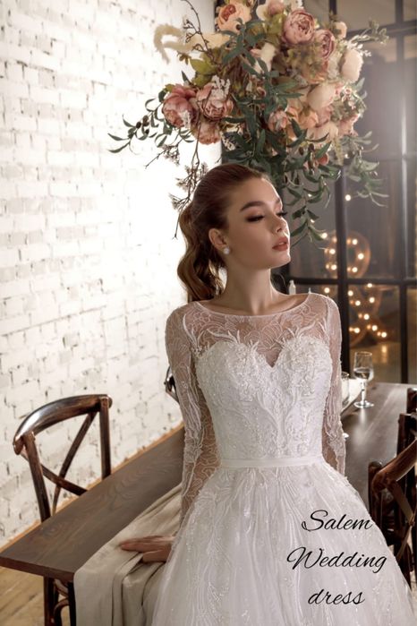 Свадебное платье