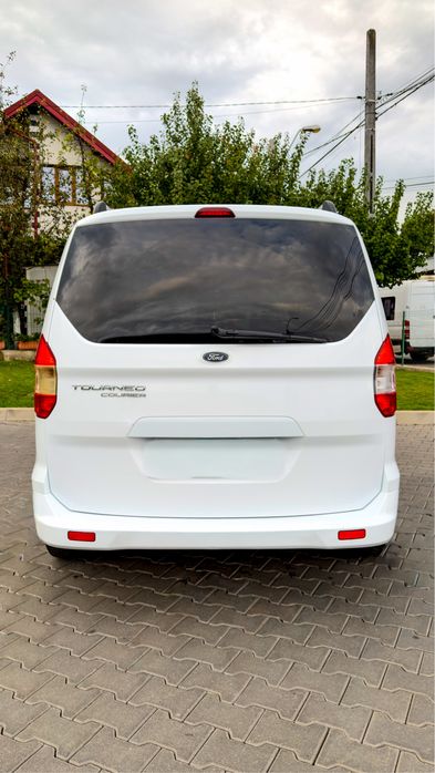 FORD Tourneo Courier 2017 — imagine 5