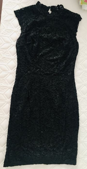 Rochie neagra cu scilpici