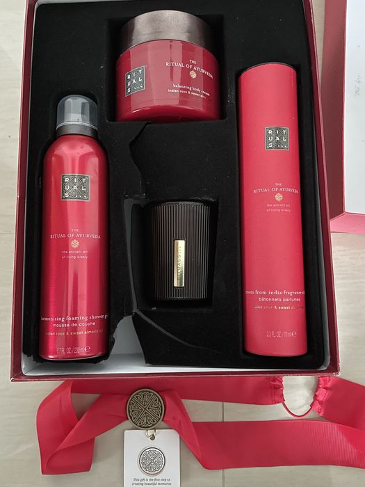 Seturi RITUALS originale, noi in cutie