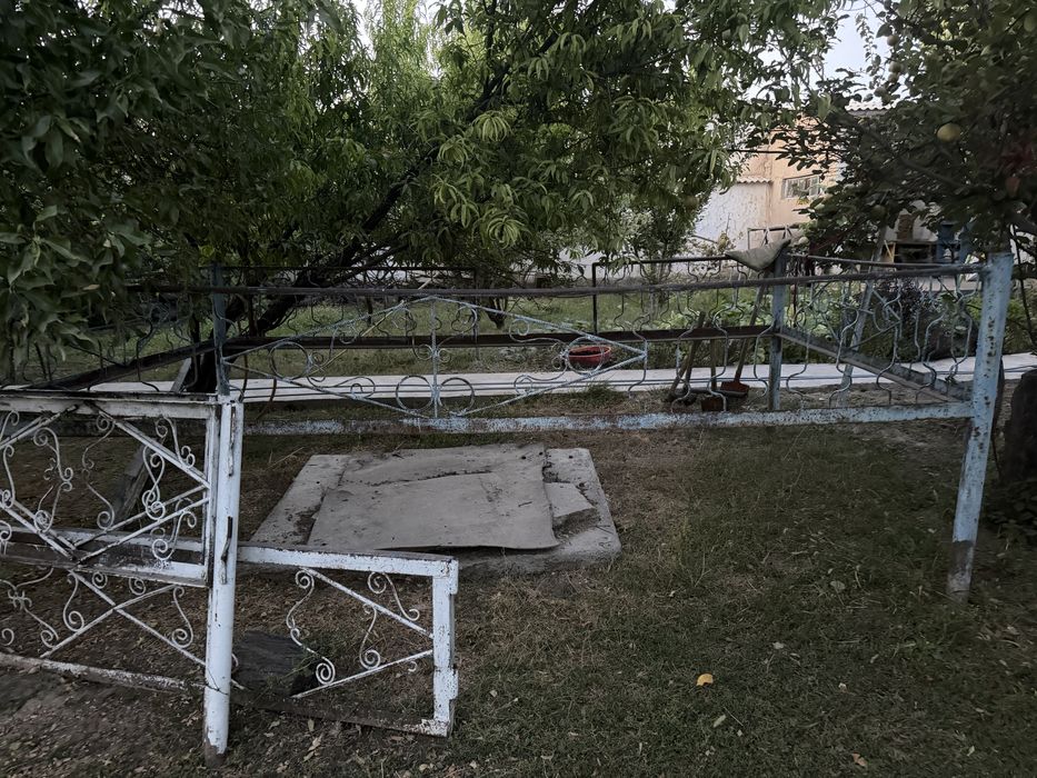 Тапчан для дворика без по досок /дерева