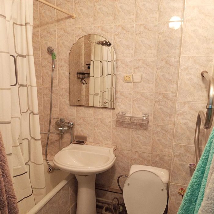 Сдам 2 комнатную квартиру