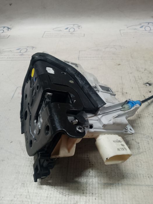 broasca stanga spate audi a3 2015