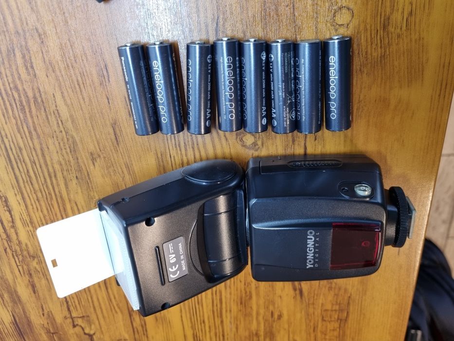 Kit complet CANON 7D mark ii + 3 obiective + blitz + accesoriii