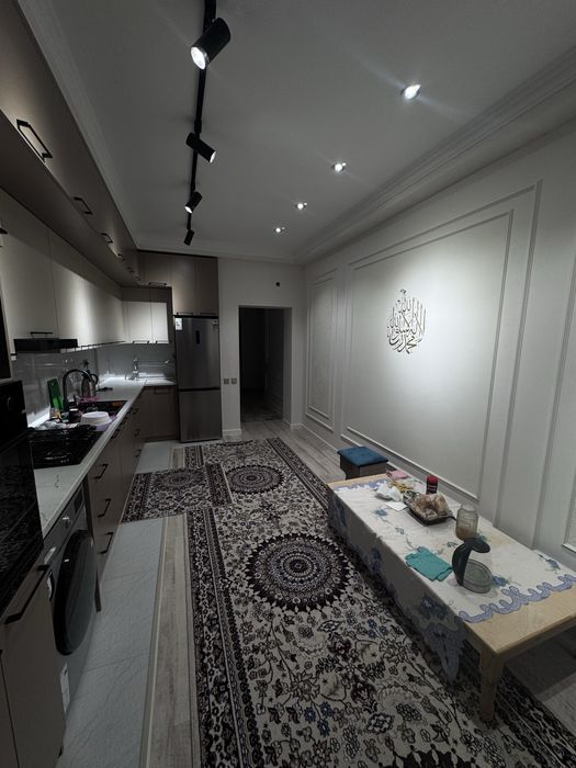 Srochna 3 xonali 90 kv mehnat posti oldida evro remont