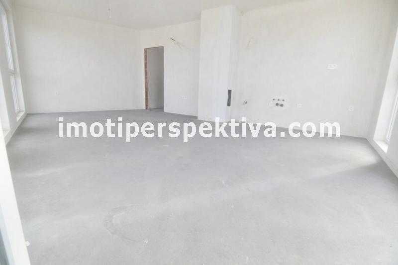 Продава се Тристаен апартамент в Пловдив, Остромила - 100 кв.м за 1500 €/кв.м - Снимка #2