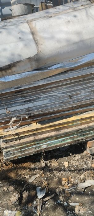 Бесплатно оконные рамы.