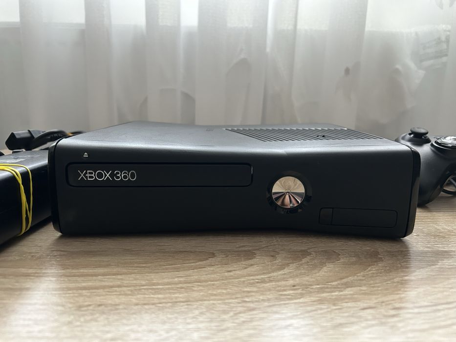 Consola Xbox 360 Slim