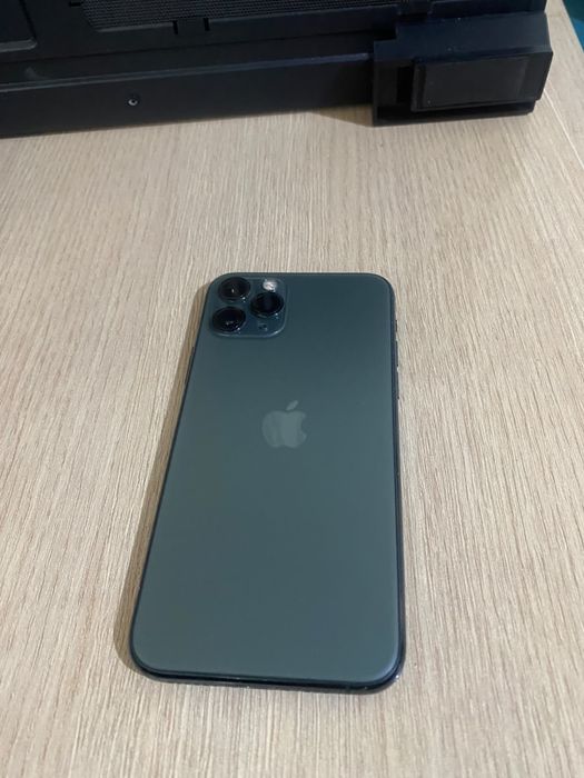 Продам iPhone 11pro