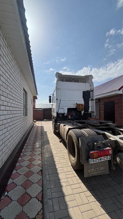 Продам тягач DAF 95XF