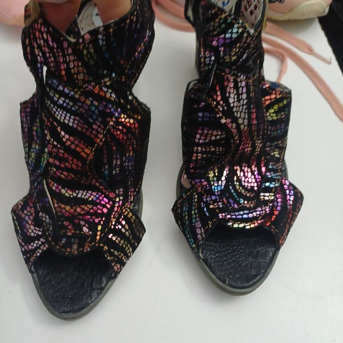 Sandale piele 37 foarte comode