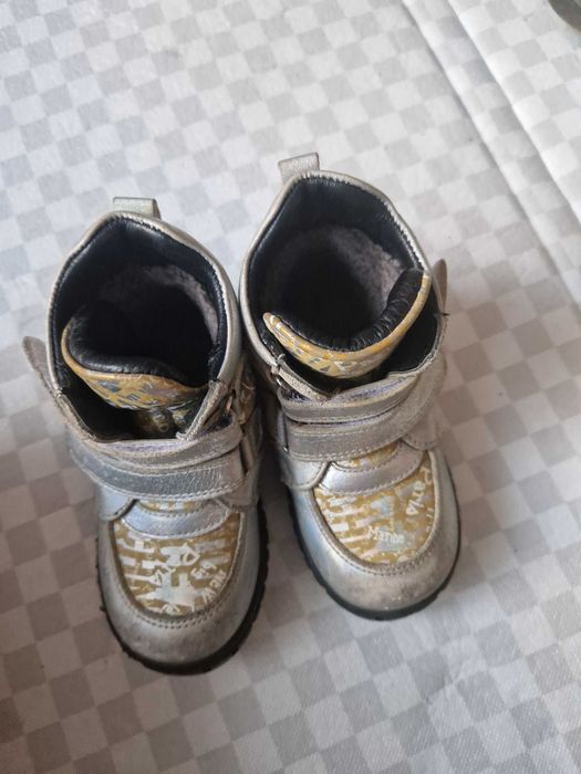 Детская обувь размер 23-25