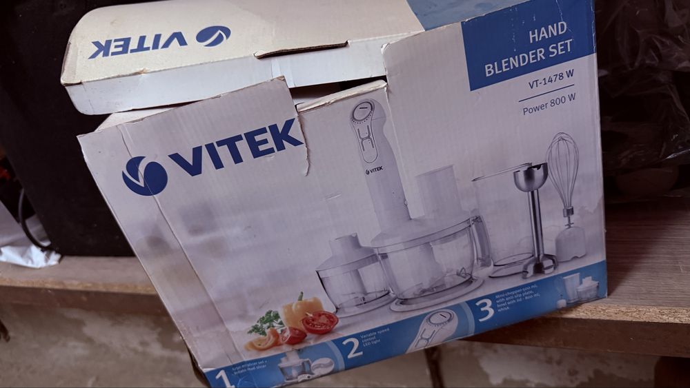 Продам чаши от блендера Vitek