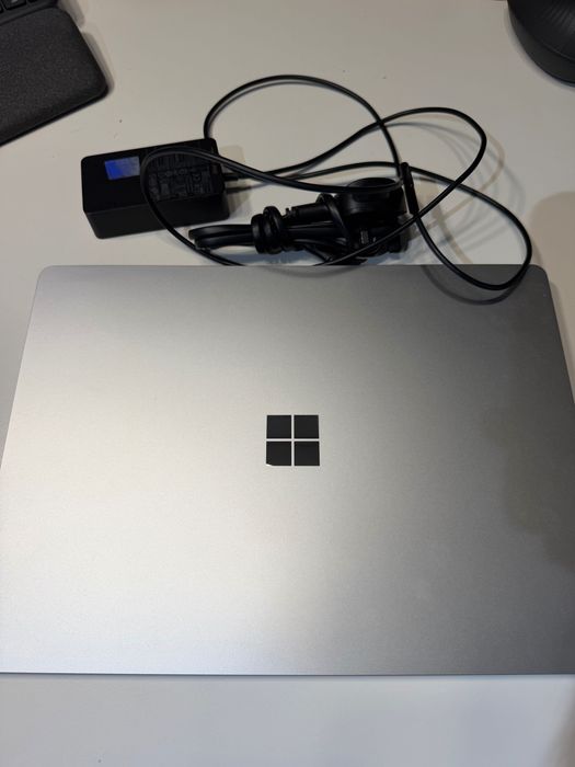 microsoft surface laptop 4