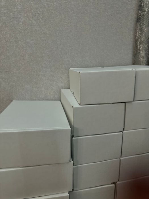 Белые подарочные коробки (боксы)