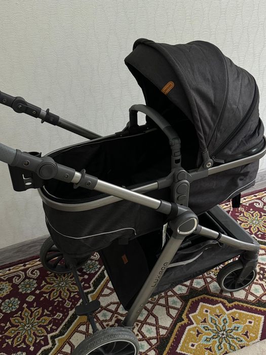 Продается  коляска для новорежденного отдам автоклесло