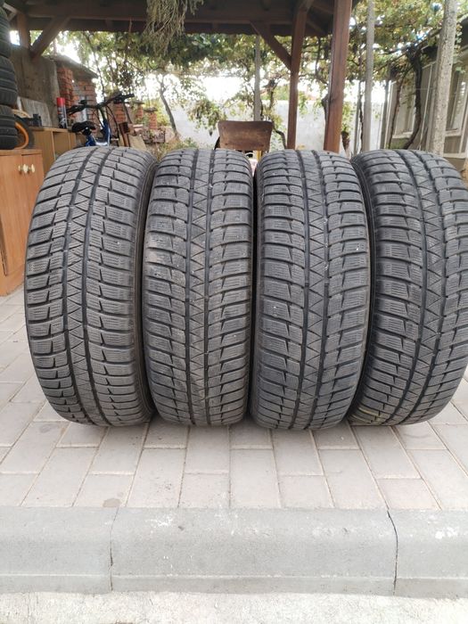4бр. Зимни гуми - 205/60 R16 -SUMITOMO WT200 96H