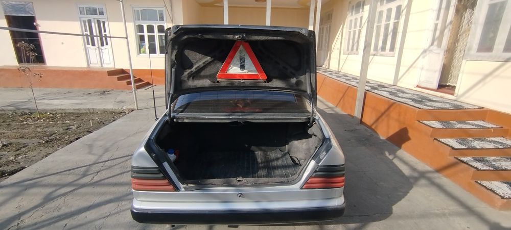 Mercedes w124 E230