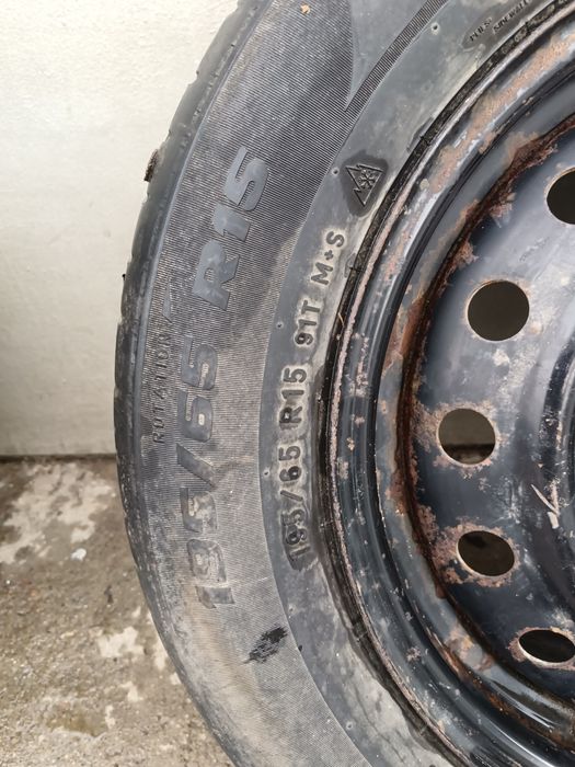 Продам запаску R15 5х114.3