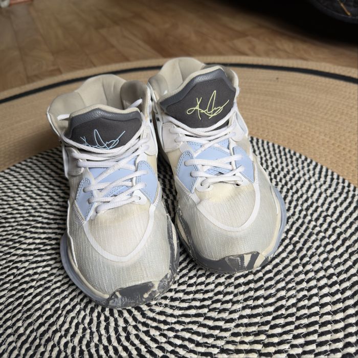 Nike Kyrie Infinity (Kyrie 8)