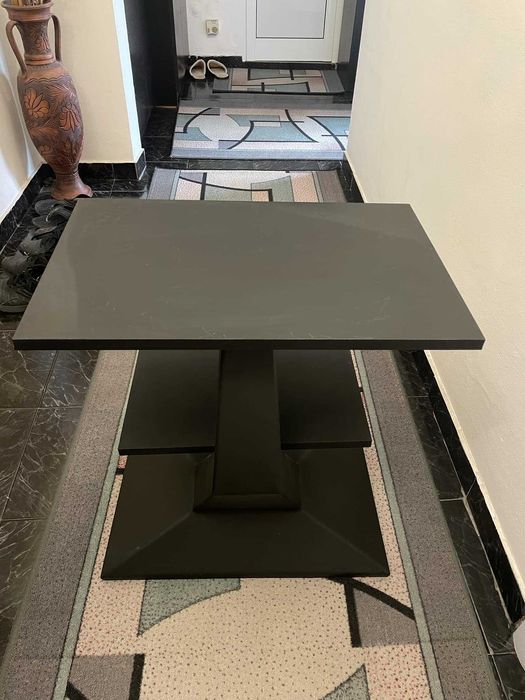 Масичка/поставка за телевизор/печка