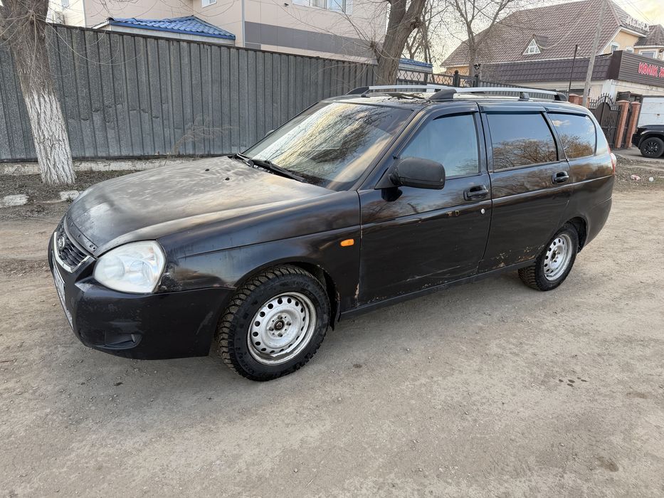 Продам лада приора универсал.2013 год.