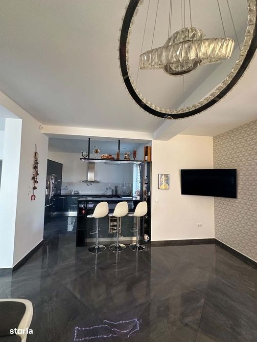 Casa,Lucian Blaga