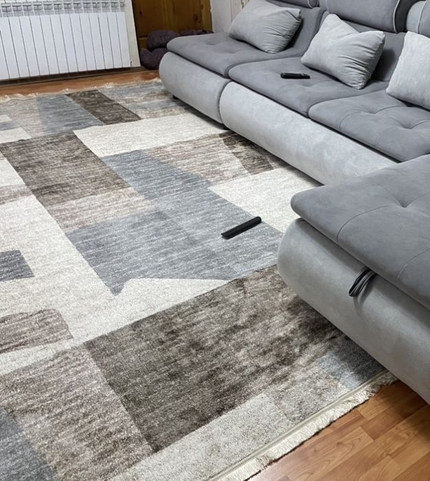 Продам шелковый ковер