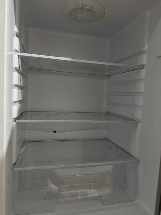 Продам новый холодильник