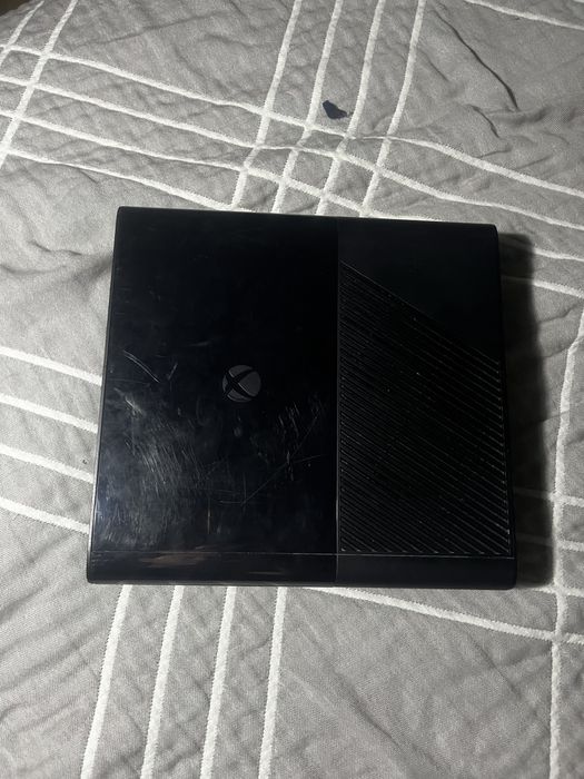 Xbox 360 продаю!