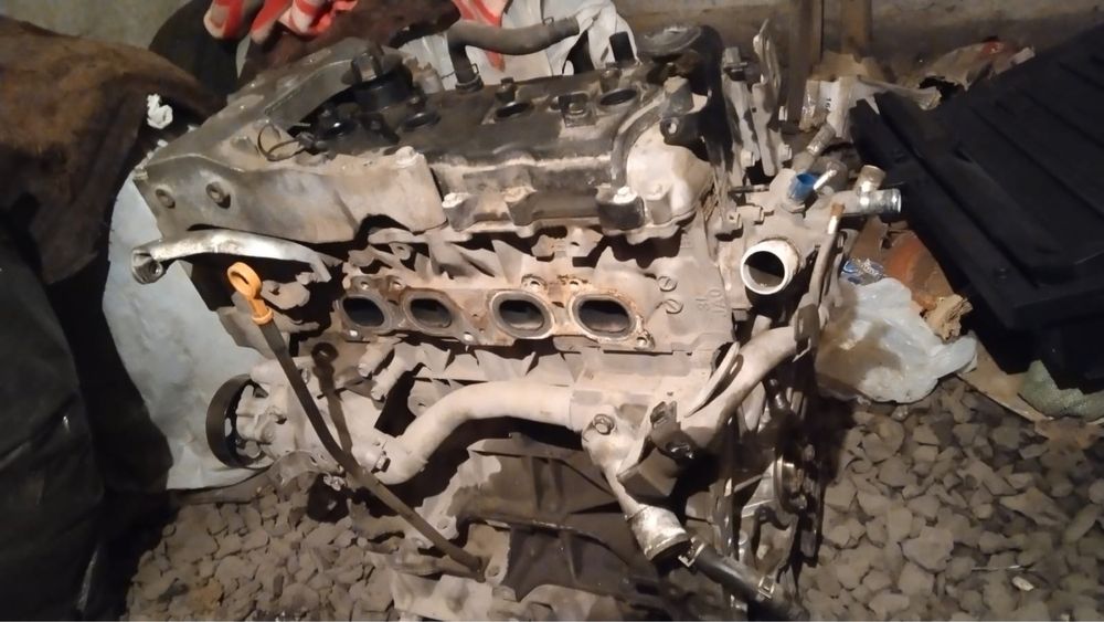 Продам Двигатель QR25