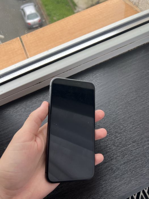 iPhone 11 64Gb 100% Baterie ( Stare Buna )