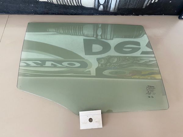 Geam duplex dublu laminat stanga spate Volvo V60 D6 HYBRID 2014+ 31335330 31385422
