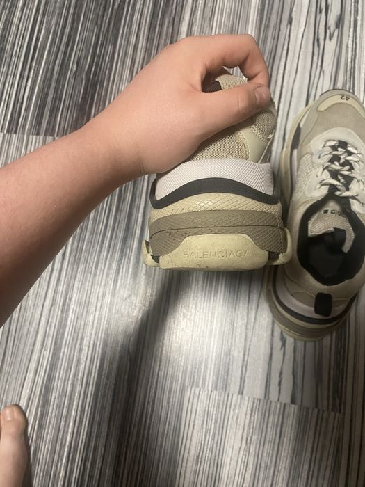 Balenciaga TripleS Beige