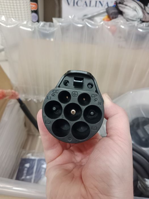 Зарядные устройства для электро мобилей.