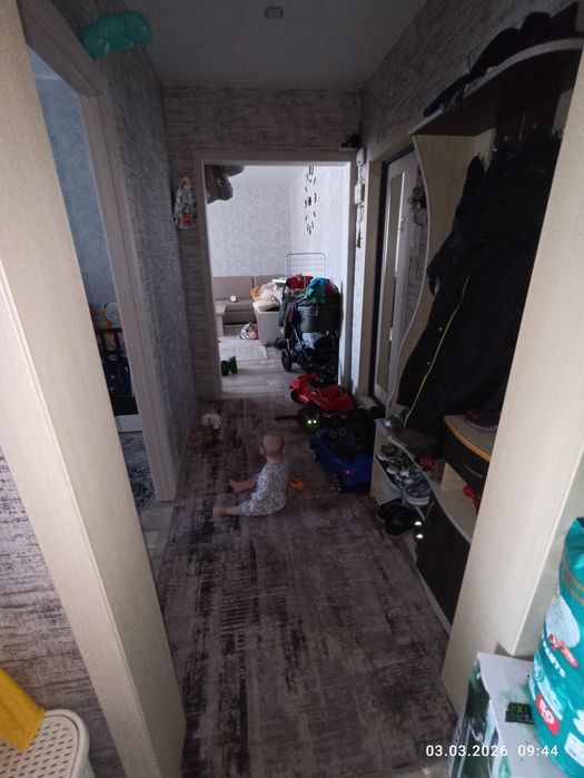 Продам 2х кв 6мкр 87дом