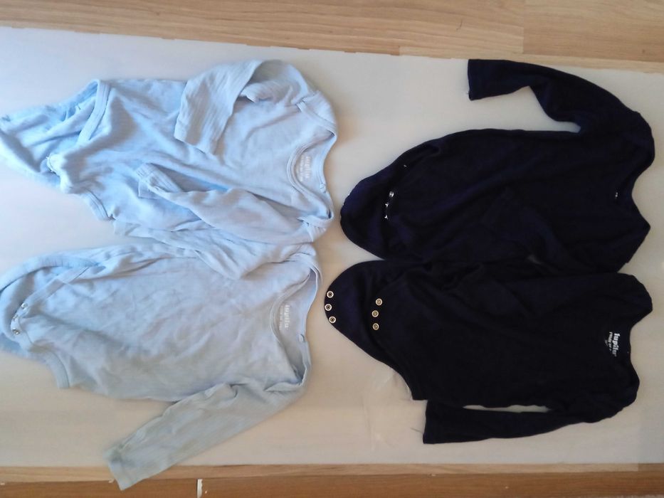 Бодита бебешки, разм.74/80, 4 броя и Шише 275 мл