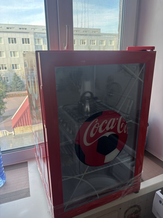 Продам мини холодильник