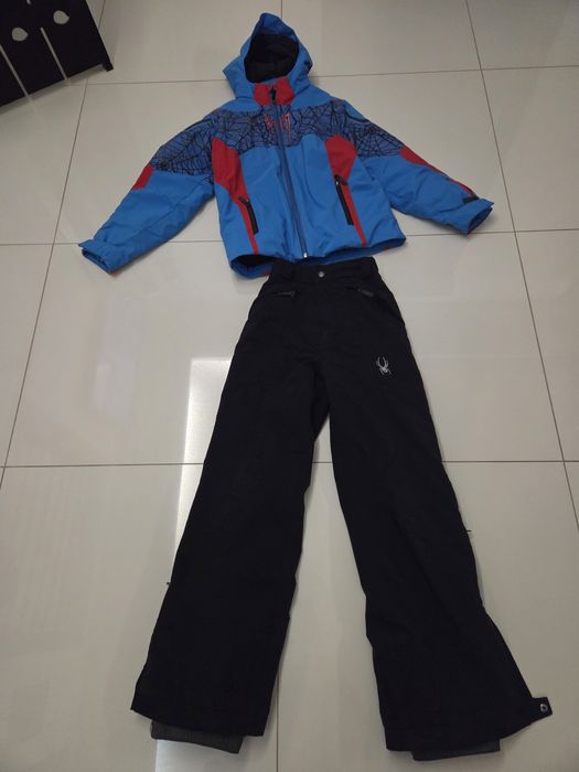 Vand costum ski spyder 14 ani