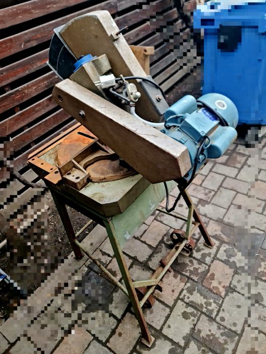 Masina taiat, debitat lemn sau metal FABRIS