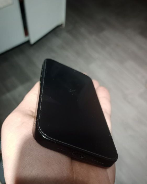 Iphone 16 pro 512 gb 92 akb