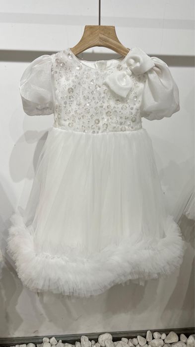 Нарядные платья для девочек