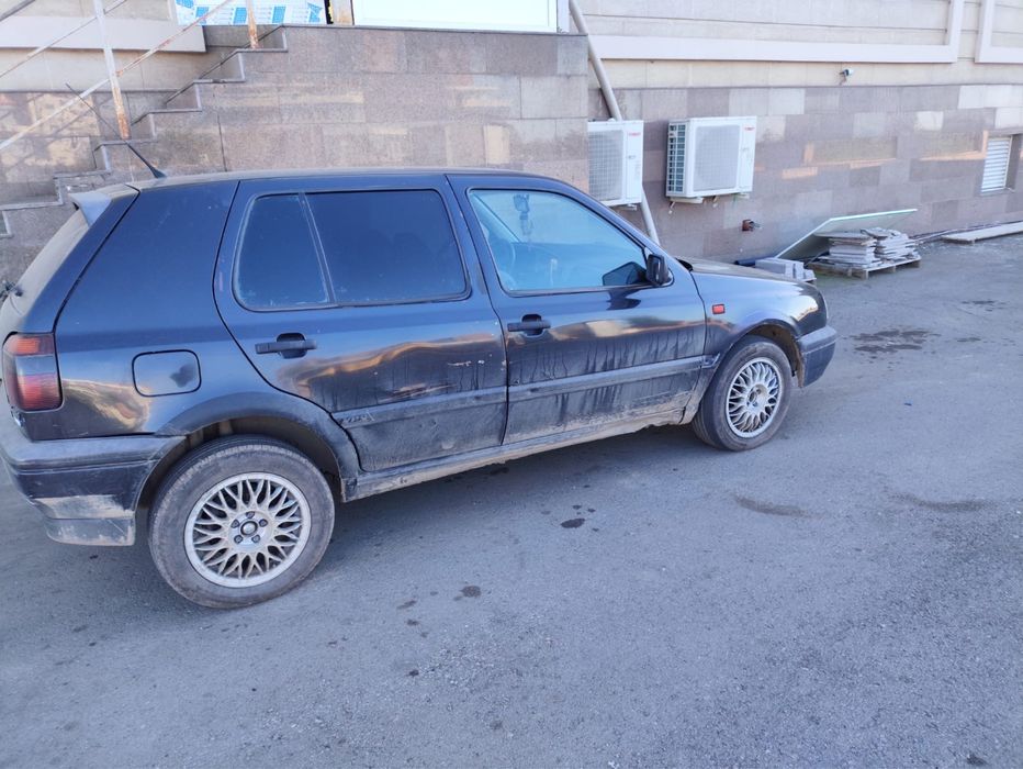 Продам автомобиль фольцваген гольф 3