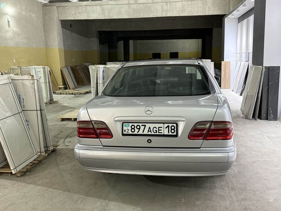 Продам мерседес Е200 компрессор