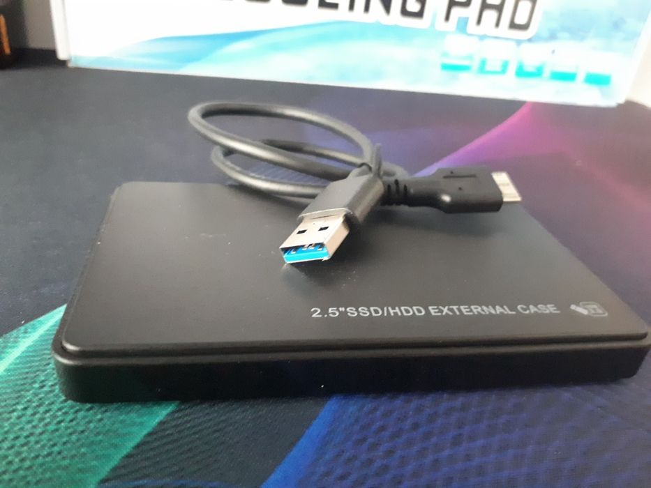 Переносной диск 750Gb