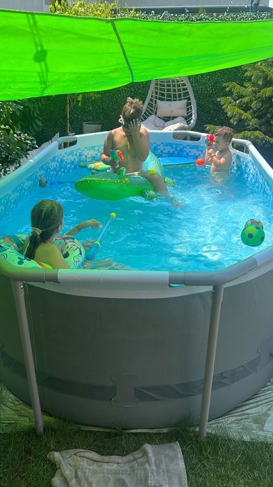 Piscina ovala Bestway 305/200/84