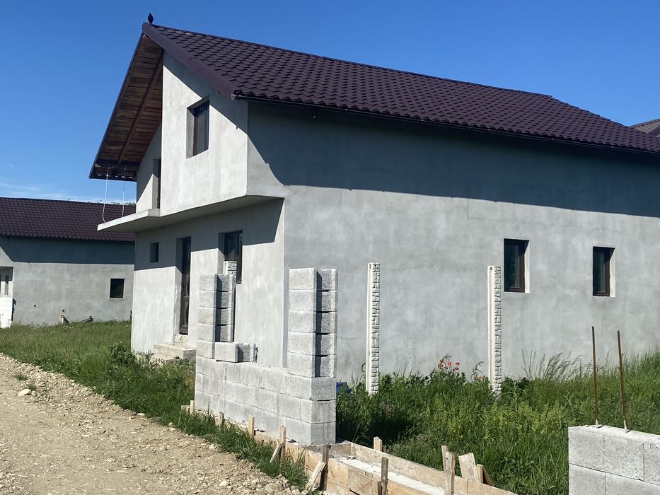 Casa de vanzare lazuri