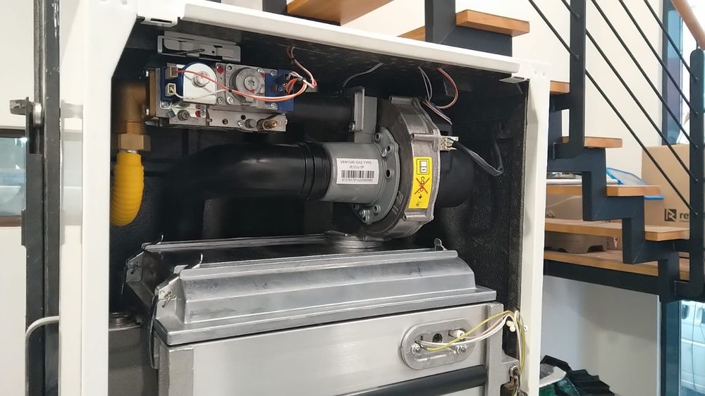 Centrala gaz 100 kw BUDERUS