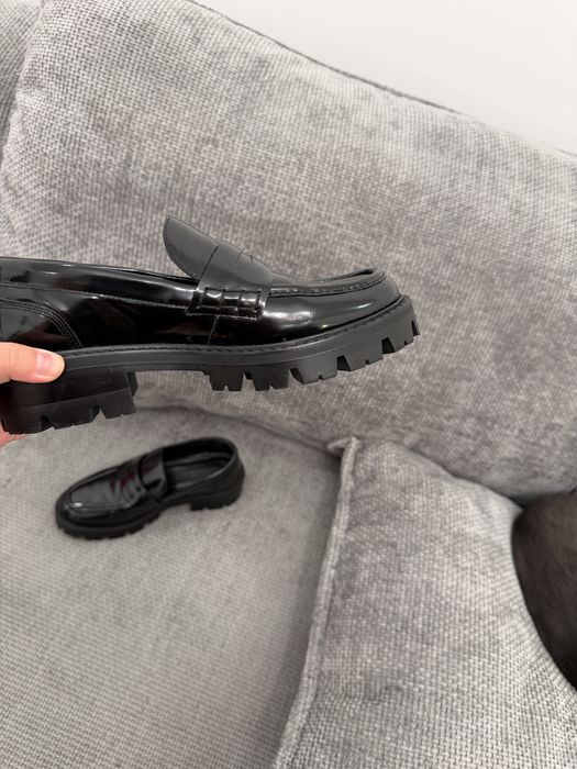 Лоферы лакированные от Massomo Dutti